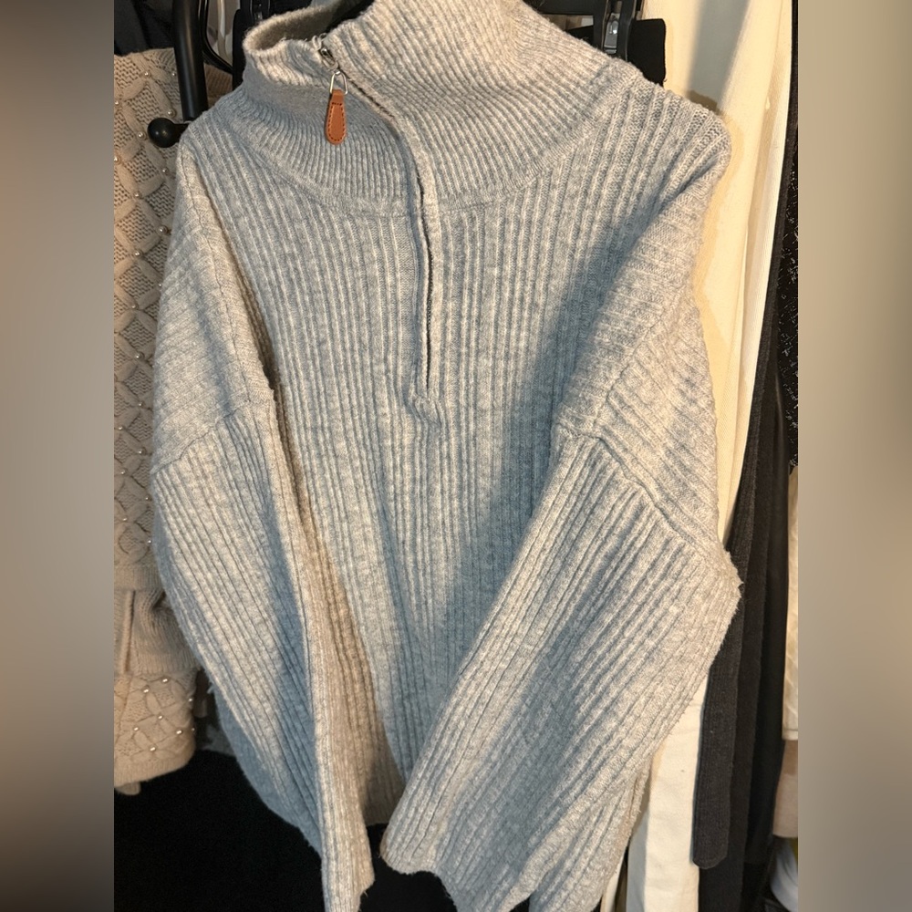 (Set) Cozy Gray Zipped Ribbed Sweater + Knitted Pant